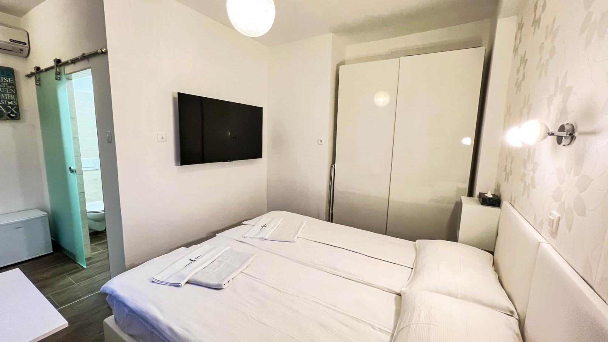 בפורטורוז Rooms Koblar מראה חיצוני תמונה