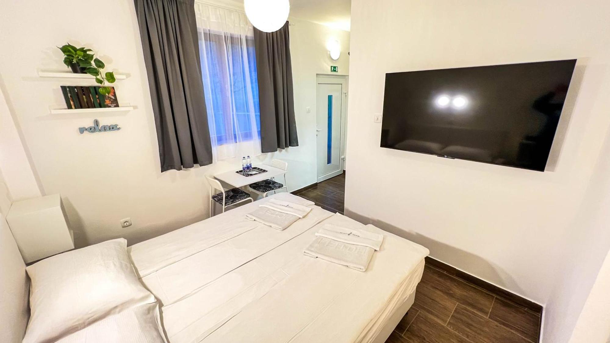 בפורטורוז Rooms Koblar מראה חיצוני תמונה