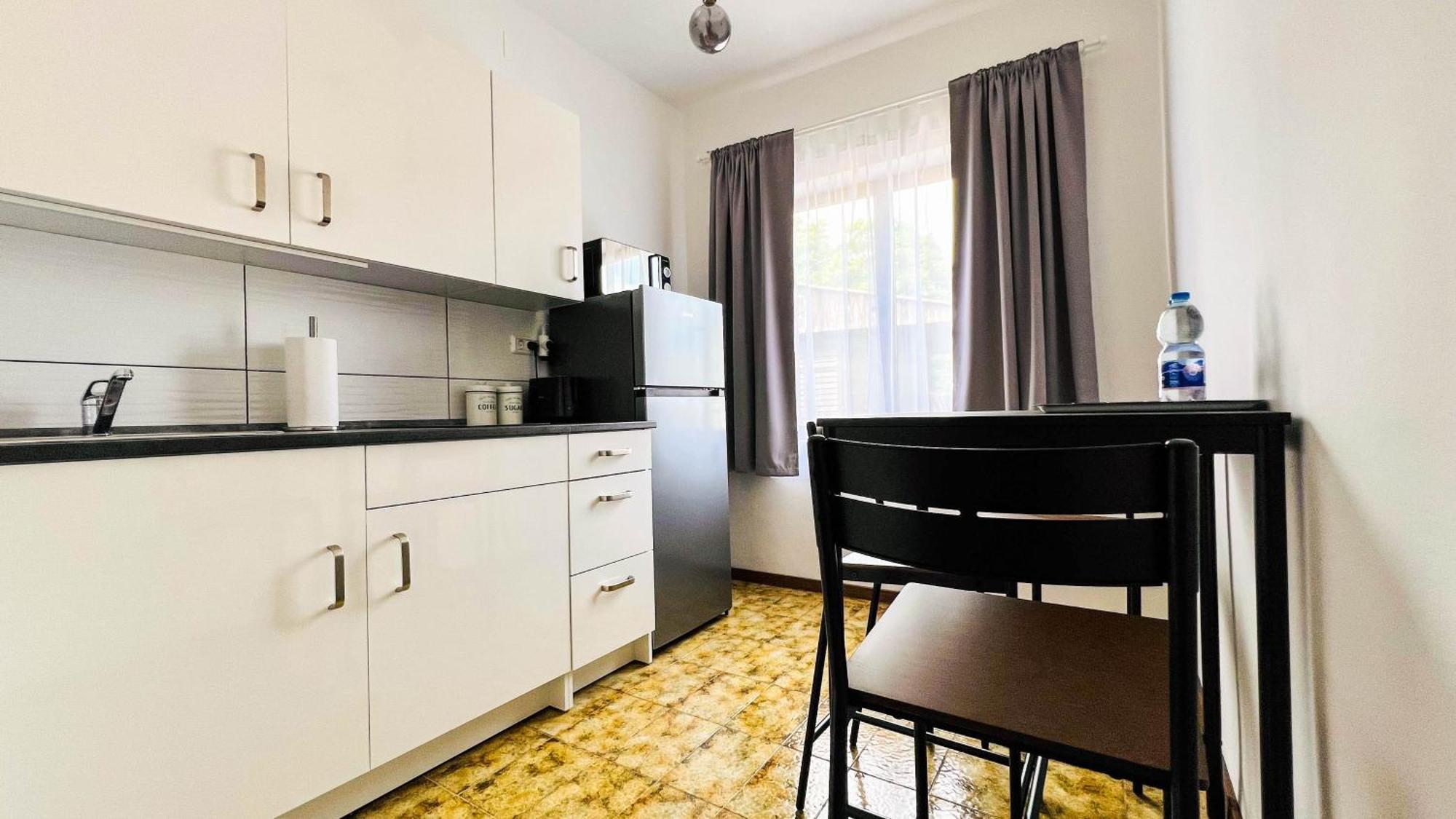 בפורטורוז Rooms Koblar מראה חיצוני תמונה