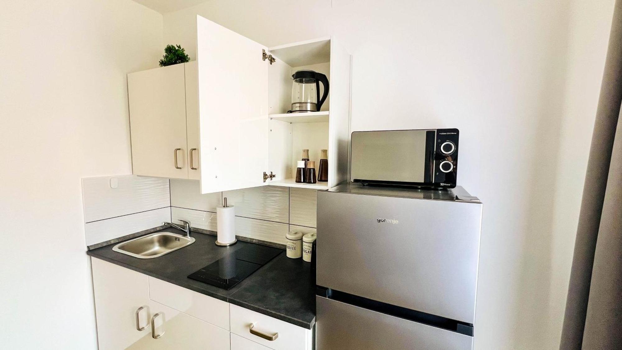 בפורטורוז Rooms Koblar מראה חיצוני תמונה