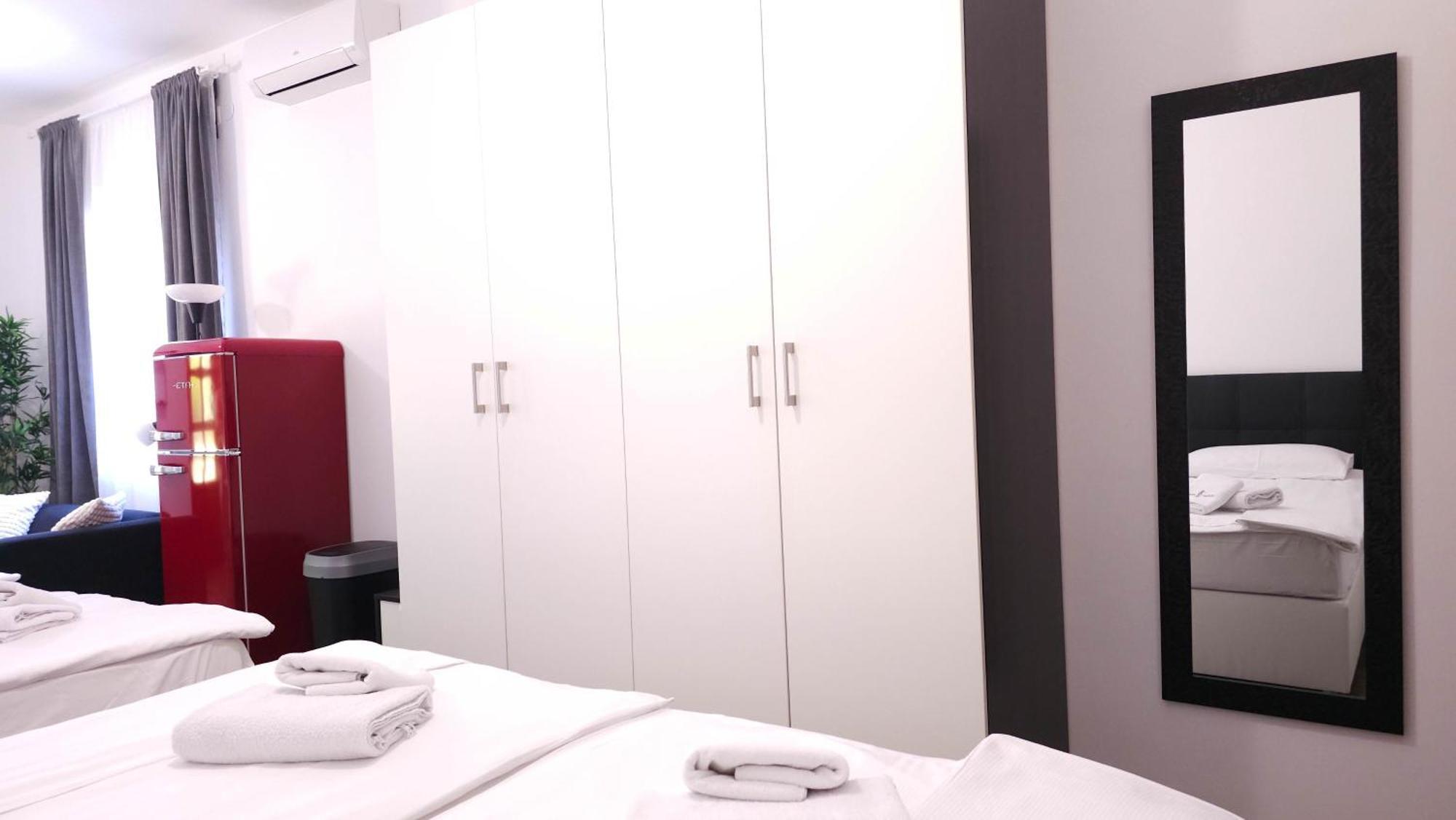 בפורטורוז Rooms Koblar מראה חיצוני תמונה