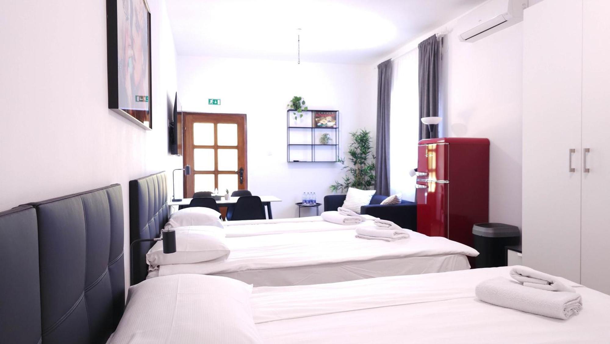 בפורטורוז Rooms Koblar מראה חיצוני תמונה