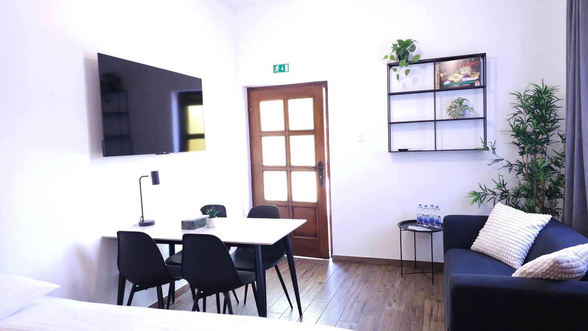 בפורטורוז Rooms Koblar מראה חיצוני תמונה