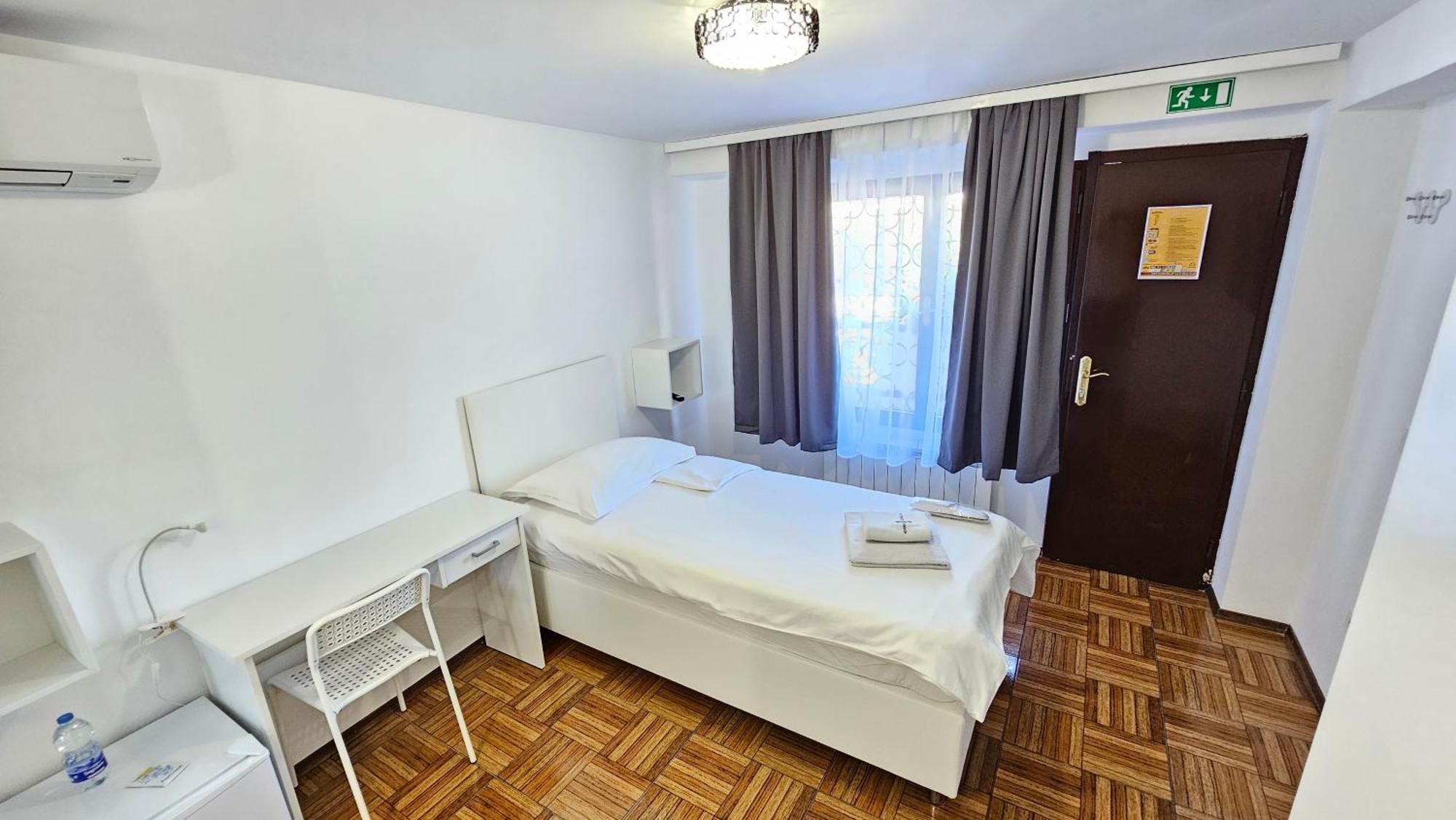 בפורטורוז Rooms Koblar חדר תמונה