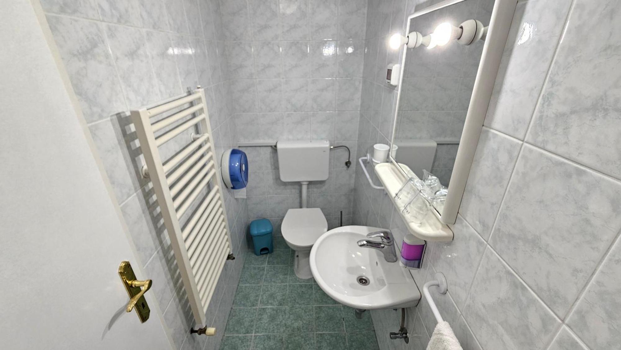 בפורטורוז Rooms Koblar מראה חיצוני תמונה