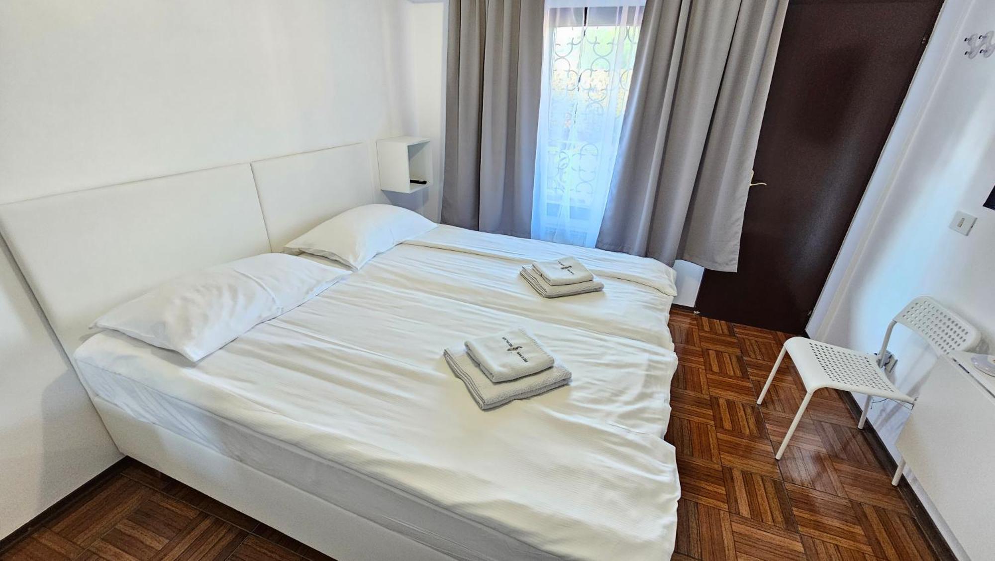 בפורטורוז Rooms Koblar מראה חיצוני תמונה