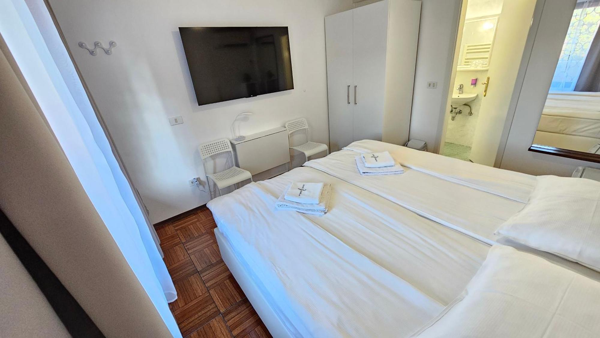 בפורטורוז Rooms Koblar מראה חיצוני תמונה